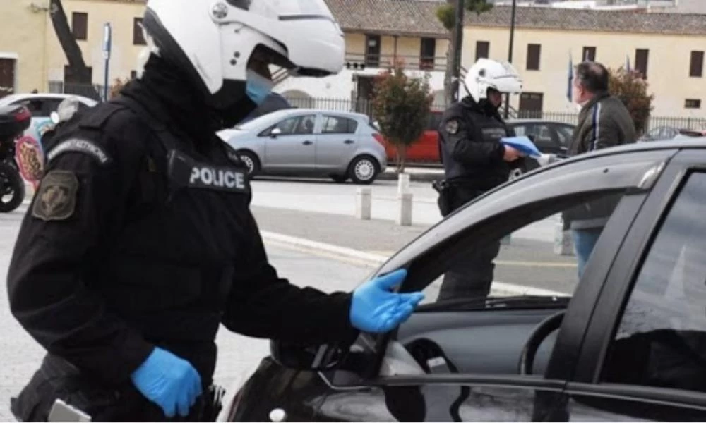 Περιορισμός κυκλοφορίας: 4,8 εκατ. μηνύματα στάλθηκαν στο 13033 για έξοδο το Σαββατοκύριακο